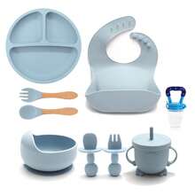 Set de Vajilla 9 Piezas en Silicona para Bebés Diseño Clásico Duradero Polvoriento Azul Incluye Cuchillería Perfecto para Niños y Fácil de Limpiar - Neblina azul - Ver 1