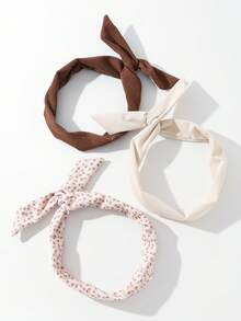 متعدد الألوان