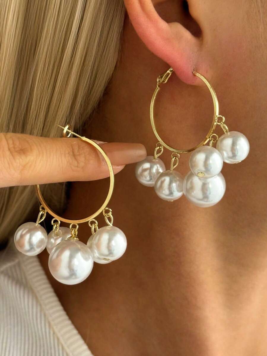 1 Paar minimalistische, kreative, übertriebene Creolen mit Kunstperle für Frauen, vielseitig einsetzbare, elegante Luxus-Ohrringe für den Sommer