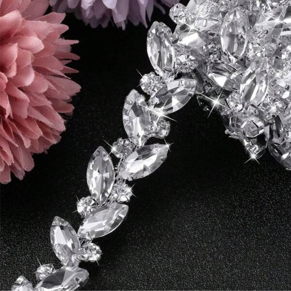 1 Yard/45cm Crystal Rhinestone Chain Trim Applique Decor For Wedding Bridal Dress, Jewelry DIY Necklace, Party (Silver)