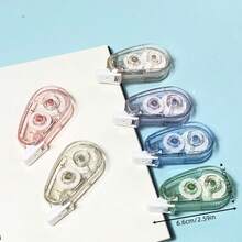 1 pieza Mini cinta correctora, cinta correctora portátil, diseño lindo, cinta correctora transparente, artículos de papelería esenciales para estudiantes, pequeña y ligera, corrige fácilmente errores de escritura, estilo femenino de moda, adecuada para uso en el aula, corrección perfecta, conveniente de usar, artículos de papelería DIY, mejora la experiencia de escritura (color/estilo aleatorio enviado)