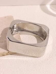 夸张朋克不对称几何粗手镯，银色宽大秋冬叠戴珠宝，高端配饰，设计独特 - 銀色 - 查看 6