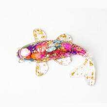 1 件水晶原石和环氧树脂鱼饰品 - 可爱的锦鲤雕像、创意家居装饰、办公桌面和汽车配件、独特的节日礼物 - 彩色 - 查看 16