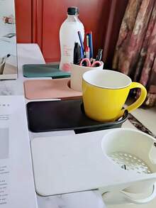 1pc Creative Water Bottle Holder And Desk Organizer. This Plastic Storage Holder Is Placed On The Edge Of The Desk And Serves As A Cup Holder For The Office Table. It Is Made Of High-Quality Plastic, Lightweight .