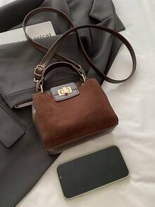 Túi đeo chéo mini thời trang màu trơn, khóa kim loại, túi xách tối giản nhiều ngăn, phù hợp để đi mua sắm, đựng ví, dành cho phụ nữ trẻ, sinh viên đại học, người mới đi làm, nữ nhân viên văn phòng. Lý tưởng cho văn phòng, trường đại học, công việc, kinh doanh, đi lại, hoạt động ngoài trời, du lịch và dã ngoại. - Cà phê nâu - Xem 6