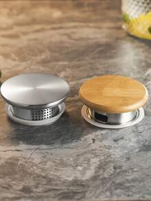 Carafa de mare capacitate pentru ceai și suc de vară este perfectă pentru prepararea ceaiului la rece și a băuturilor cu gheață. Este o alegere ideală pentru întâlniri de familie, restaurante și cafenele.