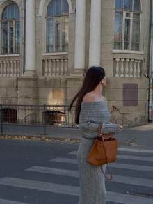 Vivid Style Women's Minimalist Fashion Elegant Off-Shoulder Design Slim-Fit Silhouette Versatile And Stylish Bodycon Knit Sweater Dress