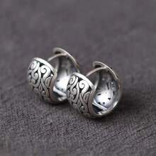 一对复古简约镂空圆形低过敏耳环，适合男士日常休闲佩戴，珠宝礼品 - 銀色 - 查看 4