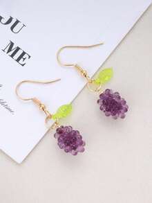 1 Pair Cute Resin Green And Purple Grape Fruit Design Clip-On Earrings, Fresh Summer Style, Great Gift For Her, Suitable For Daily Wear