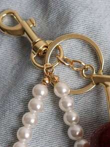 1pc Chic Cherry Keychain With Sparkling Resin Pendant - Alloy Customizable C-Hook Closure For Women's Wallets & Bags Ideal Gift For Family Friends And Couples Valentine's Day Gift Valentines Bracelets Valentines - 彩色 - 查看 9