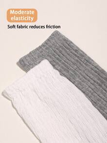 3 Pairs Women's Outdoor Sports Socks, Warm, Moisture-Wicking, Breathable For Fitness, Cycling, Hiking, Yoga, Minimalist Design, Classic College Style Crew Socks (No Card), Fall