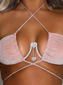 A New European And American Fashion Chest Accessory, Women's Double Heart Pendant, Rhinestone Chest Support, Sexy Body Chain,New Best-Selling Accessory: Women's Double Heart Pendant Diamond Body Chain,"European And American Fashion Crystal Heart-Shaped Bra Inserts, Sexy Heart-Shaped Chest Accessories For Performances And Body Chains, Diamond-Encrusted Chest Decorations