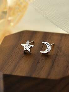 1 Đôi bông tai hình ngôi sao và mặt trăng bằng bạc sterling 925, đính đá Zirconia tinh xảo, dành cho nữ. - Bạc - Xem 2