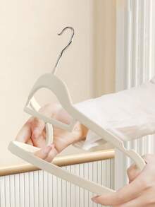 1pc/10pcs/20pcs White, Pink, Black, Gray Plush Clothes Hangers For Home Use, No Trace, Anti-Shoulder Corner, Anti-Slip, Can't Lift Bags, Clothes Drying Support, Organizer, Dry And Wet Dual-Use (Slight Color Difference Defects Do Not Affect Use)