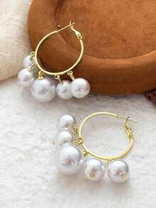 1 Paar minimalistische, kreative, übertriebene Creolen mit Kunstperle für Frauen, vielseitig einsetzbare, elegante Luxus-Ohrringe für den Sommer