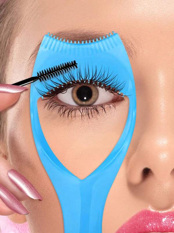Three-In-One Mascara Applicator, Mascara Protection Tool, Eyelash Auxiliary Device, 1pcsreusable Makeup Assistant, Auxiliary Device Suitable For Beginners To Perfectly Apply Eyelashes And Eyeliner, To Create Naturally Non-Caking Eyelashes, Mascara Shield Applicator For Eyelash Protection With Eyelash Separator Tool Eyelash Tweezers Girl.