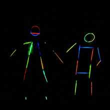 100/200Pcs Glow Stick,Multicolor Party Supplies,Glow In The Dark Party Favors For Adults,Suitable For Parties,Weddings,Birthdays,Halloween Decor,Glow Sticks For Wedding,Birthday Decorations,Christmas,Luminous Party Holiday Decorations,Light Up The Party Atmosphere ﻿ - 100 chiếc bảy màu - Xem 10