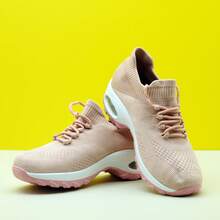 Damskie, białe i różowe, dzianinowe, lekkie, amortyzowane, codzienne trampki, wsuwane buty na platformie w stylu vintage