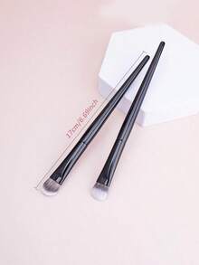 1pc Angled Concealer Brush, Professional Concealer Makeup Brush For Liquid Cream Concealer Coverage