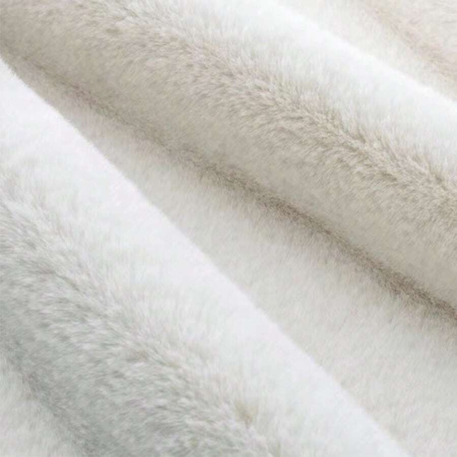 160厘米宽加厚白色仿兔/狐狸毛绒面料，适用于服装制作、柜台展示背景、DIY缝纫。 - 白色 - 查看 1
