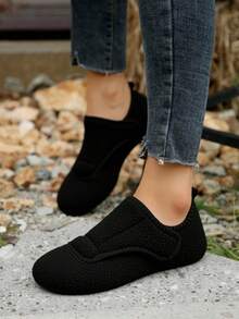 Leisfit Women's Solid Color Flat Shoes, Comfortable And Lightweight Autumn And Winter Retro Adjustable Wide Toe Warm Home Shoes, Machine Washable Indoor Slippers, Socks And Shoes - Black - View 3