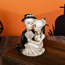 1pc,Halloween Couple Skull Garden Statues,Outdoor Resin Skull Couple Decor, Suitable For Gardens And Patios. Perfect For Thanksgiving, And Applicable For Indoor Parties, Bars, And Holiday Decorations During Christmas And Halloween.