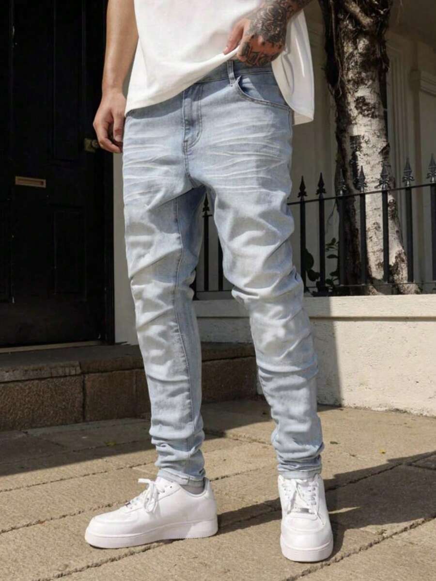 1 件弹力修身休闲工装裤，透气纯色厚款男士休闲牛仔裤，适合城市散步、与家人一起进行户外活动，四季皆宜