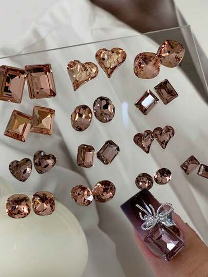 10/20pcs Champagne Color Pointed Bottom Asymmetrical Rhinestones, Bright Red Rhinestones Super Shiny Big Ice Sugar Crooked Heart Nail Charms. Nail Parts, Accessories, Nail Supplies, Y2K, Y2K Nail Parts, DIY Parts Decorations, Nail Accessories, Handmade Parts. Nail Charms, Charms, Nail Stuff. Nails