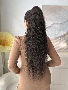 爪形马尾接发 26 英寸黑棕色自然波浪夹式接发 柔软自然外观耐热纤维合成假发 适合女性日常使用 - Dark Brown - 查看 11