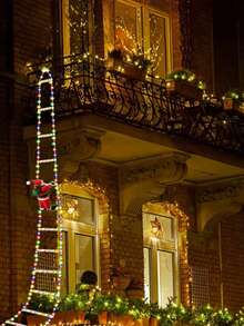 1pc Christmas Santa Claus LED Stair Light - 3 Meters Long 12-Level Multi-Color Stair Decor, Multicolor Lighting, USB Powered, 8 Flashing Modes, Durable Plastic Indoor/Outdoor Holiday Party Decor, No Battery Needed, Suitable For Home, Garden, Window And Party