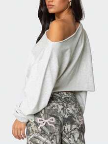 2025 New Women's Off-Shoulder Crop Hoodie - Long Sleeve Oversized Pullover Sweatshirt, Loose Fall Streetwear, Casual Loungewear For Going Out - 淺灰色 - 查看 2