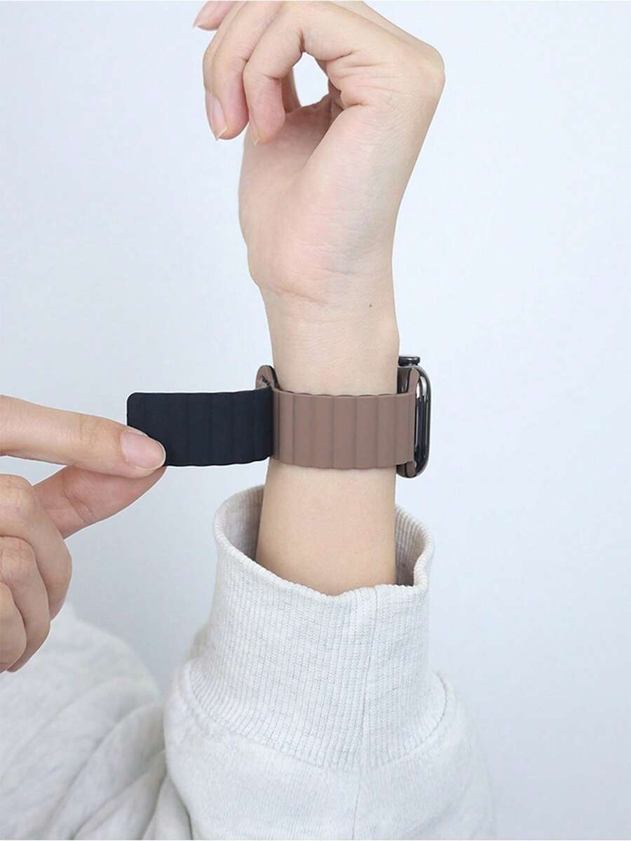 1条男女通用磁吸表带，兼容，适用于42mm、38mm、40mm、41mm、44mm、45mm、46mm、49mm尺寸，时尚智能手表替换表带，适用于Series Ultra2、Ultra SE2、SE 11、10、9、8、7、6、5、4、3、2、1