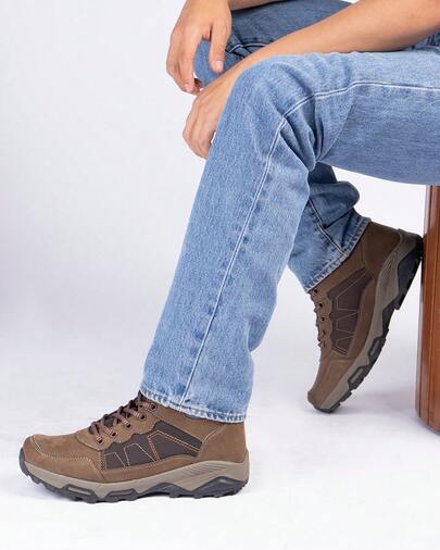 Fratello Shoe Store Fratello botas de senderismo color café 2449, estilo deportivo y aventurero, ideales para caminatas en montaña, excursiones y uso rudo, diseñadas para resistir diferentes terrenos y ofrecer estabilidad y comodidad en cada paso, botas de senderismo, botas outdoor hombre, calzado trekking, botas de montaña, calzado resistente, botas café casuales, hiking boots, moda outdoor masculina