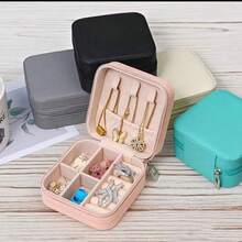 1 cutie organizator de bijuterii, cutie portabilă pentru depozitarea cerceilor, colierelor și inelelor, cutie mini compactă pentru bijuterii, suport pentru bijuterii din piele PU, cadou perfect pentru femei și fete, potrivit pentru cercei, inele, coliere, brățări, petrecere de nuntă