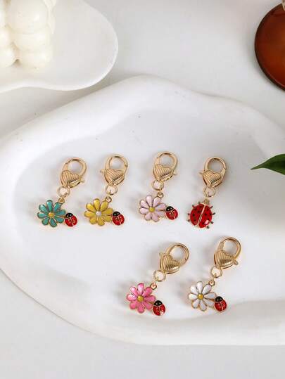 1 قطعة جديدة جميلة قلادة سلسلة مفاتيح بتصميم بعوضة الأزهار، تميمة للحقيبة الظهر، قلادة مفتاح السيارة، ملحقات علبة سماعات الأذن، للنساء. سلسلة مفاتيح جميلة بسلسلة اللؤلؤ بتصميم الأوركيد، سلسلة مفاتيح إبداعية بتصميم الشراشيب، تميمة للحقيبة الظهر، ديكور للحقيبة، هدايا عيد الميلاد/الحفلات لحقيبة المدرسة، إكسسوارات السيارة، أفكار هدايا عيد الميلاد، سلاسل الحقائب مع حامل الهوية، إكسسوارات السيارة، تميمات الحقيبة