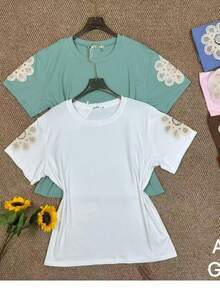Basic T-Shirt With Flower Detail On The Sleeve, Summer - 藍色 - 查看 1