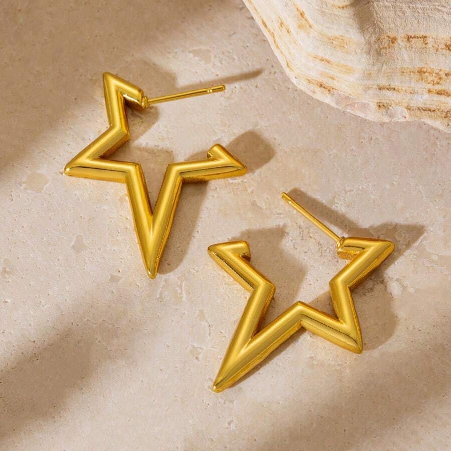 1 par de pendientes asimétricos con forma de pentagrama de acero inoxidable dorado, adecuados como regalo para mujeres y pueden usarse de manera casual