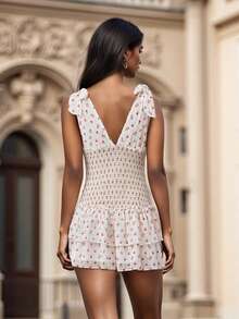 Vestido de gasa con estampado floral estilo dulce para mujer, escote en V con tirantes de lazo y cintura fruncida, dobladillo con volantes en capas, perfecto para citas y uso casual en primavera y verano - Multicolor - Ver 7