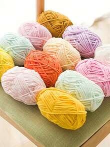 1/2 件天鹅绒柔软纱线，50 克/件，60 米/件，手工 DIY 针织中粗纱冰棒纱，粗涤纶柔软针织纱，适用于 DIY 工艺品，适用于针织和钩编围巾、帽子、鞋子、包包、靠垫、玩偶、毛毯、拖鞋、手工艺钩针项目 - 彩色 - 查看 8