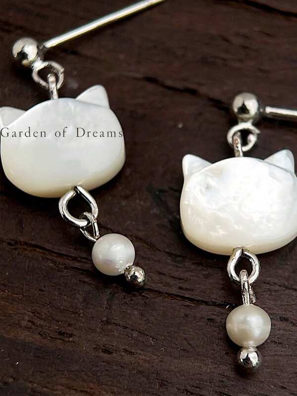 زوج من مجوهرات الفضة الإسترليني عيار 925 للنساء، أقراط يدوية أصلية بتصميم قطة وصدفة جميلة، مرصعة بخرز المياه العذبة، حماية للأذن، منخفضة التحسس، متينة، مناسبة للارتداء اليومي والاكسسوارات الحفلات، بأسلوب بوهيمي