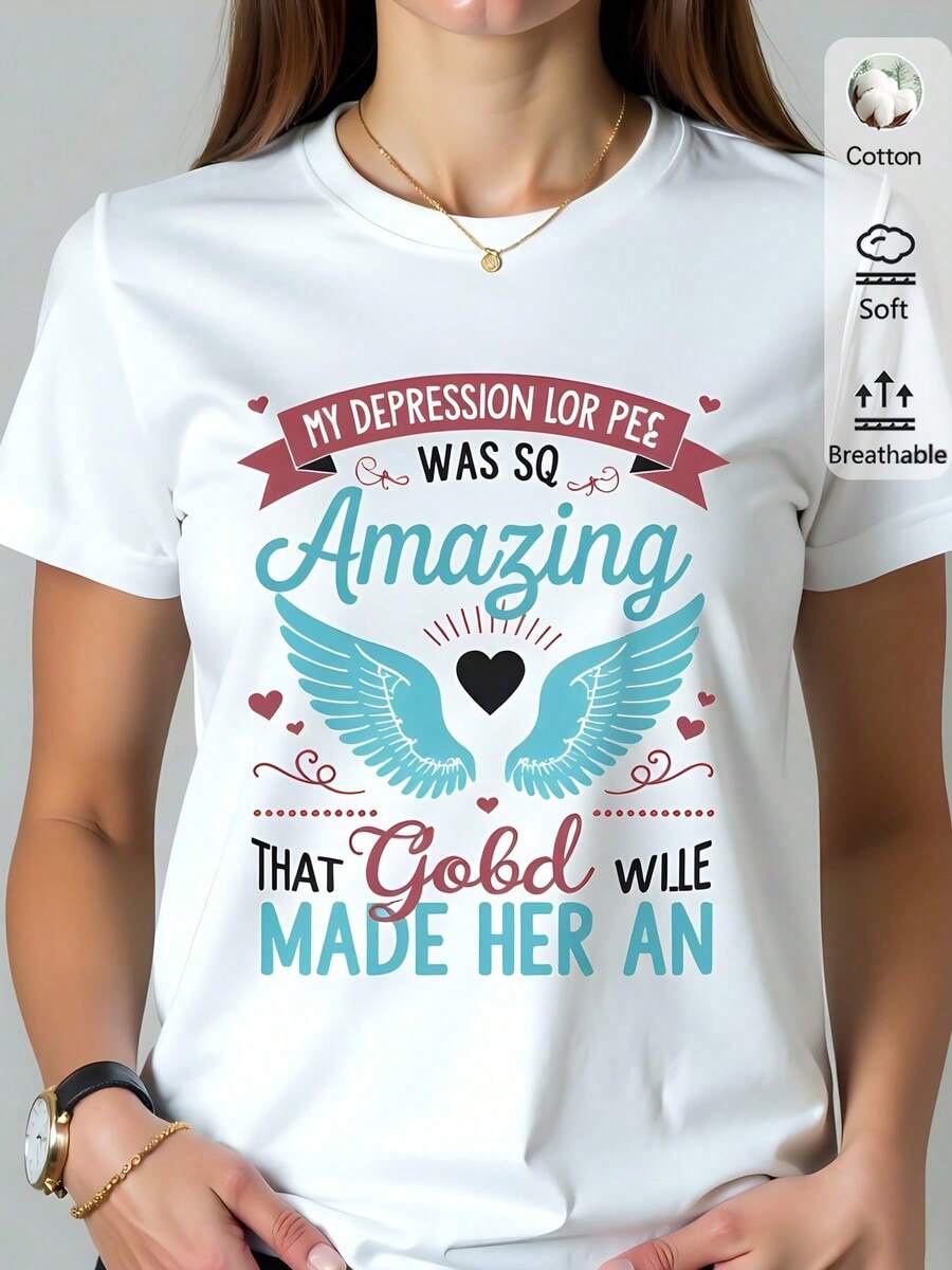 Camiseta blanca de mujer 180g de algodón con diseño gráfico de alas y texto "My Depression Lor Pee Was So Amazing That God Made Her An Angel", elegante, cómoda, cuello redondo, manga corta, ideal para casual y diaria
