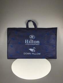 1/2 件豪华五星级酒店品质枕头 - 深度睡眠颈部支撑，高密度不下垂四季枕套，白色缎面处理，100% 涤纶填充物，白色真空压缩包装，居家舒适，绗缝设计，优质面料，支撑垫，床上用品爱好者专属，卧室放松，现代睡眠配件，耐用结构，舒适座垫，背部放松