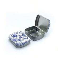 1pc Empty Metal Storage Box, Vintage Hinge Mini Box, Small Candy Tin, Portable Packaging Tin Box, Outdoor Travel Supplies, Home Organization And Storage