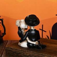 1pc,Halloween Couple Skull Garden Statues,Outdoor Resin Skull Couple Decor, Suitable For Gardens And Patios. Perfect For Thanksgiving, And Applicable For Indoor Parties, Bars, And Holiday Decorations During Christmas And Halloween.