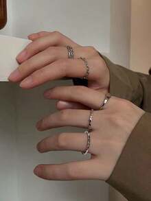 7/6件镂空设计轻奢时尚炫酷戒指套装女款戒指网红饰品不掉色戒指冷艳嘻哈食指戒指闺蜜礼物