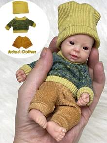 1 件 6 英寸迷你硅胶男孩彩绘重生婴儿娃娃真实柔软触感迷你硅胶新生儿娃娃玩具，圣诞树装饰品，适合生日和圣诞礼物，（奶瓶随机） - 彩色 - 查看 4