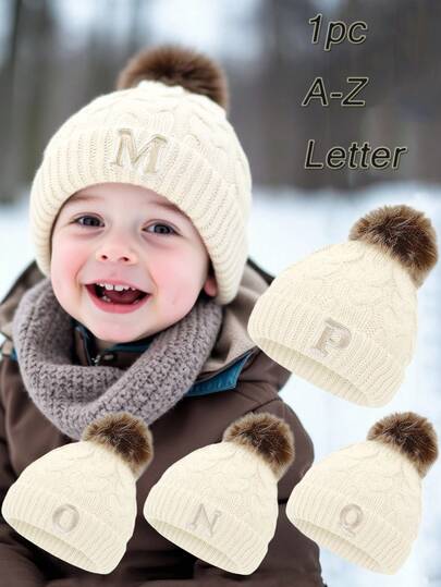 1顶可定制26个字母的针织婴儿帽，带绒球，适合婴幼儿冬季保暖，男女通用