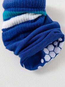 5 Pairs/Set Boys' Double Bar Stripe & Letter Print Sports Anti-Slip Grip Casual Comfortable Crew Socks, Suitable For Fall & Winter Daily Wear