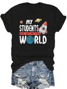 Camiseta con diseño lindo de maestro "Mis estudiantes están fuera de este mundo" Camiseta de manga corta de cuello redondo, informal, transpirable y versátil, adecuada para adolescentes y adultos - Negro - Ver 1