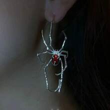 Dark Gothic Style Crawling Spider Ear Cuff Piercing Ear Clip, Creative Design Sweet Cool Punk Personality Exaggerated Ear Clip Earrings, Unisex Halloween Party Costume Accessories - 銀色 - 查看 6
